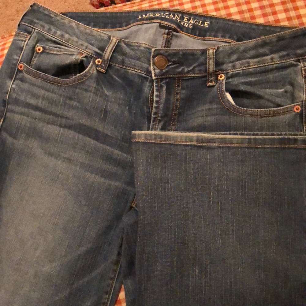 American eagle favorite boyfriend jeans